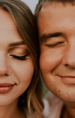 Two FAces
